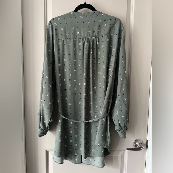 NWT Love and legend Addition-Elle size 22 long sleeved button down shirt - Picture 7 of 11